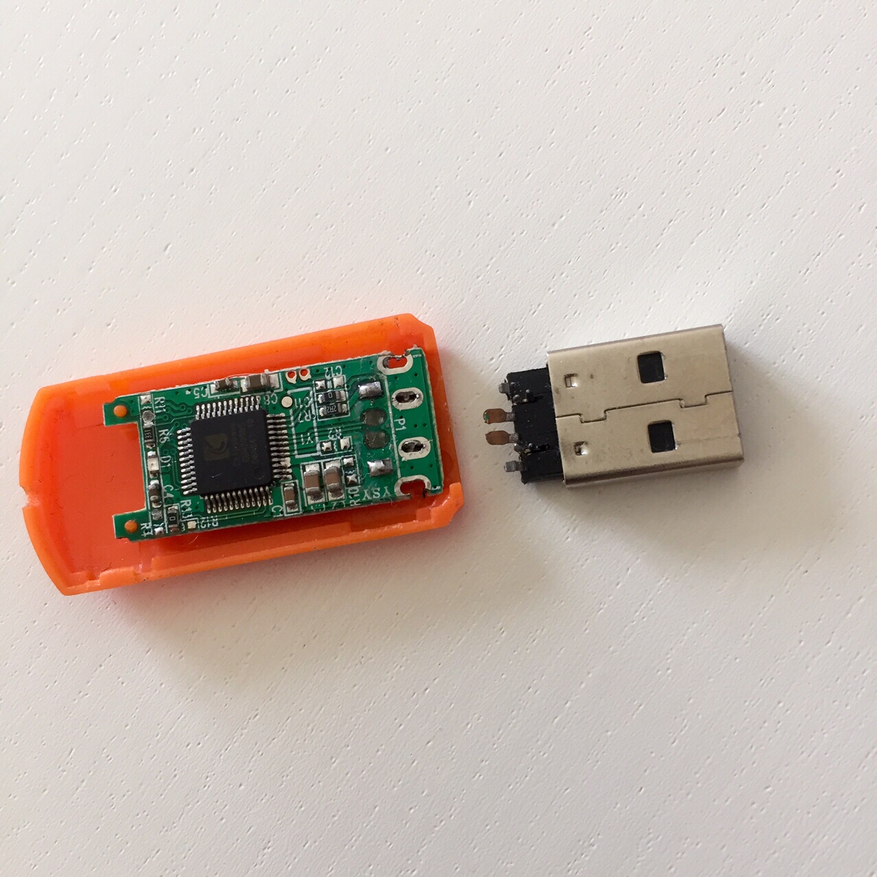 USB cassée - Le matériel - Le professionnels de l'informatique